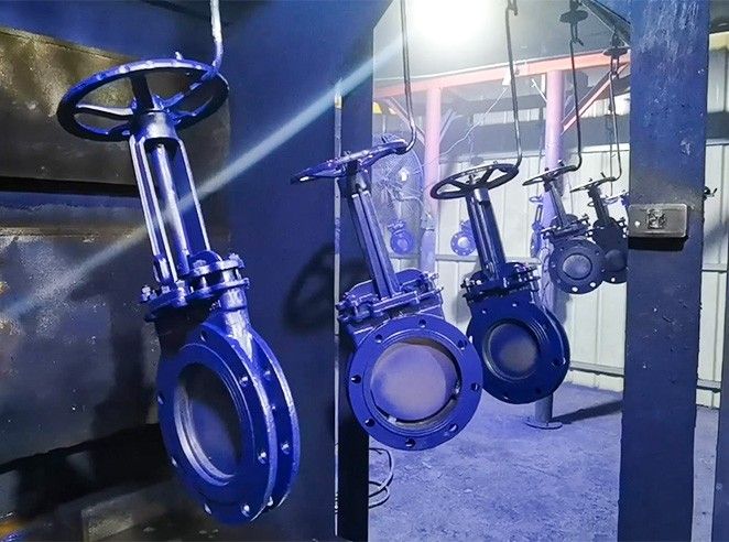 Knife Gate Valve --Spray Painting Step